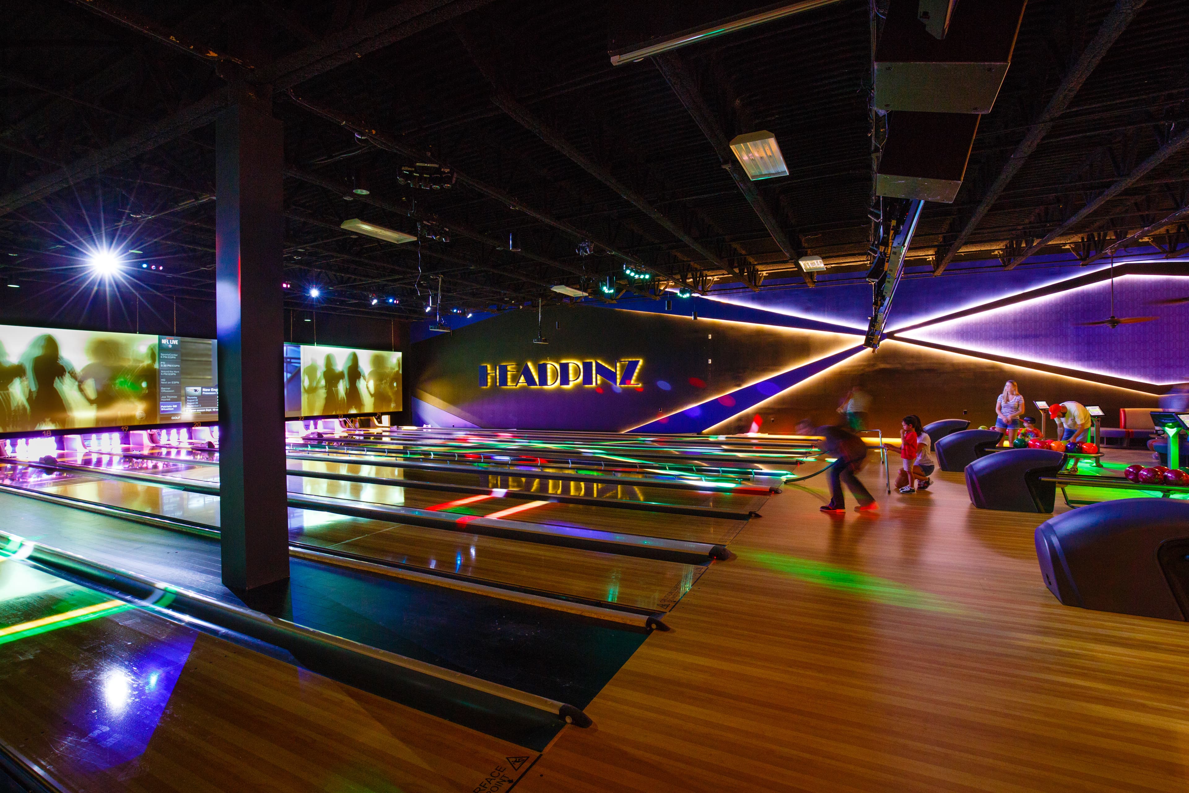 HeadPinz Premier Bowling